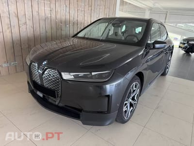 BMW iX xDrive 40