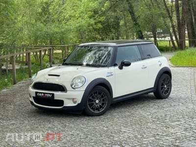 MINI Cooper Cooper S