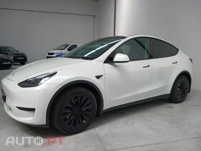 Tesla Model Y Standard