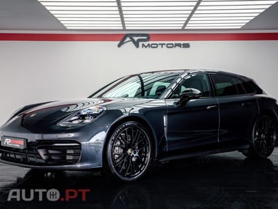 Porsche Panamera 4 E-Hybrid Platinum Edition