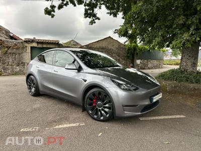 Tesla Model Y Performance Tração Integral