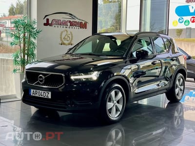 Volvo XC40 1.5 T2 Momentum Core