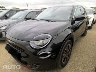 Fiat 600 1.2 Hybrid La Prima