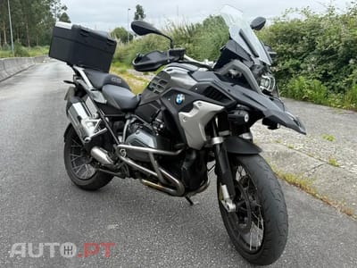 BMW C 650 GT 1200 GS Exclusive triple back