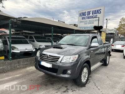 Toyota Hilux X-Cab 4x4