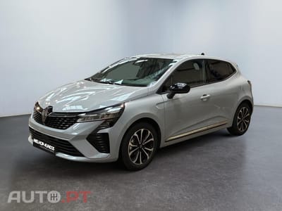 Renault Clio 1.6 E-Tech Full Hybrid Techno