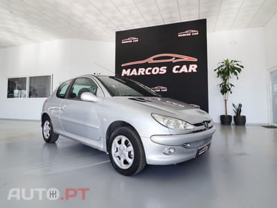 Peugeot 206 1.1 Color Line