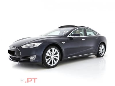Tesla Model S 85