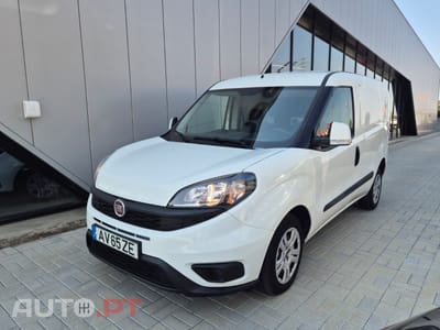 Fiat Doblo 1.6 M-Jet SX (3 Lug. )