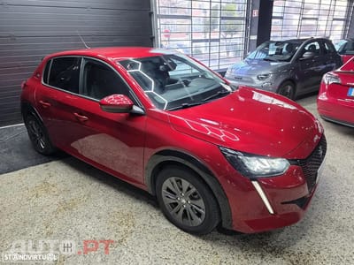 Peugeot E-208 50 kWh Allure Pack