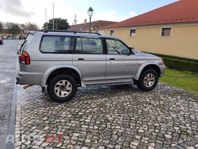 Mitsubishi Pajero Sport Wagon