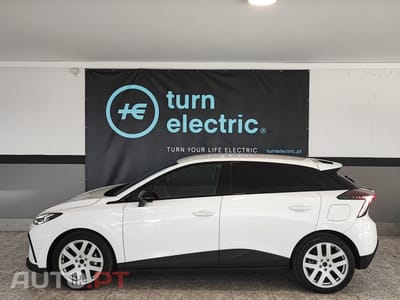 MG MG4 64 kWh Luxury