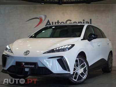 MG MG4 64 kWh Luxury