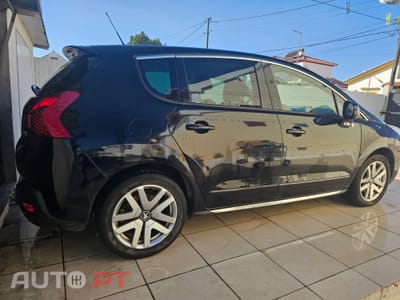 Peugeot 3008 Hybrid4