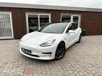 Tesla Model 3 Long-Range RWD