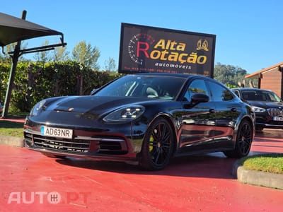 Porsche Panamera 4 E-Hybrid