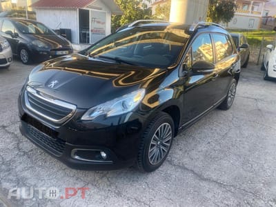 Peugeot 2008 1.2 PureTech Style