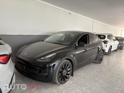 Tesla Model Y Performance Dual Motor AWD