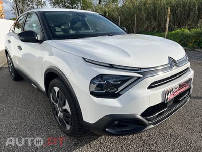Citroen C4 PureTech 130 Stop&Start EAT8 SHINE