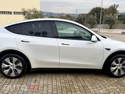Tesla Model Y Standard