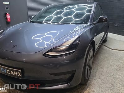Tesla Model 3 Standard Range Plus RWD