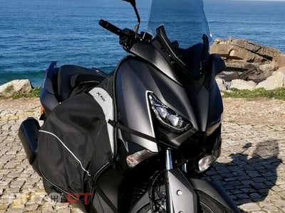 Yamaha X-Max 300