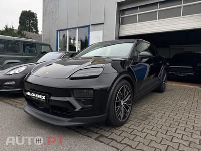 Porsche Macan 4