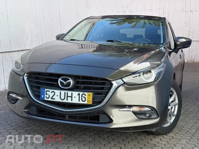 Mazda 3 1.5 Sky-G Evolve HS Navi