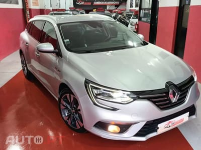 Renault Mégane Sport Tourer 1.5 Blue dCi Intens EDC