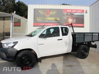 Toyota Hilux 2.4 D-4D 4WD CE CH