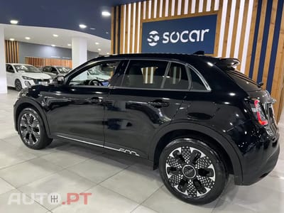 Fiat 600 1.2 Hybrid La Prima