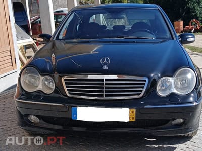 Mercedes-Benz 220 W203