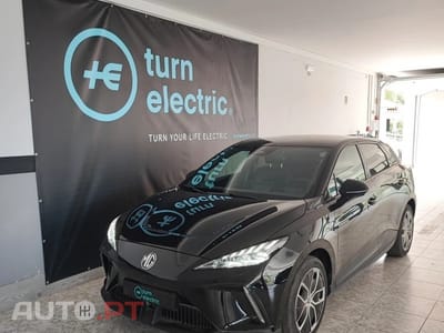 MG MG4 77 kWh Extended Range Luxury