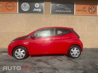 Toyota Aygo 1.0 X-Play Plus