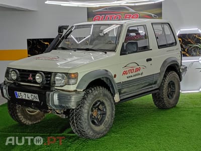 Mitsubishi Pajero 2.5 TDi GLS