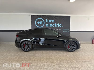 Tesla Model Y Performance Dual Motor AWD