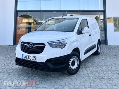 Opel Combo 3-lugares