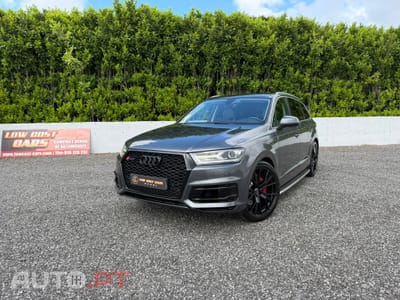 Audi Q7 3.0 TDI quattro tiptronic 7L