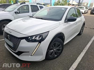 Peugeot E-208 50 kWh Style
