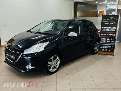 Peugeot 208 1.2 VTi SE Style