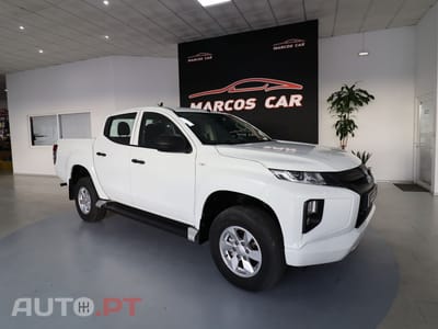 Mitsubishi L200 2.3 DI-D CD Invite Strakar Look 4WD