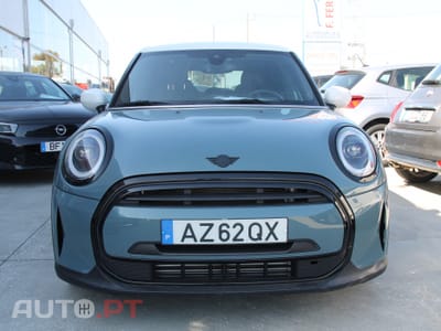 MINI Cooper S Premium Yours Auto