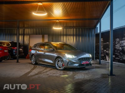 Ford Focus SW 1.5 TDCi EcoBlue ST-Line