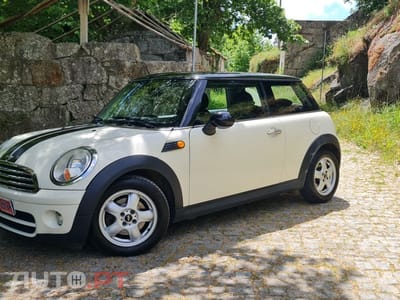 MINI Cooper Cooper D