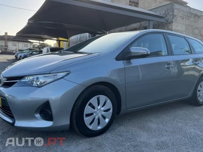 Toyota Auris Touring Sports 1.4 D-4D Active+AC
