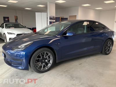 Tesla Model 3 Standard Range Plus RWD