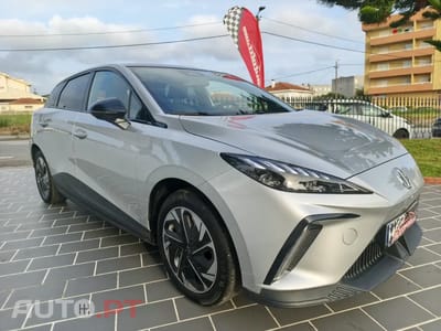 MG MG4 64 kWh Luxury
