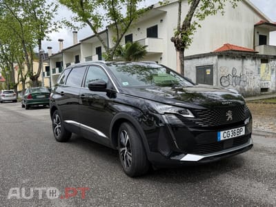 Peugeot 5008 Peugeot 5008 GT line 1.2 PureTech 130cv EAT8 • 2023 • 22.716 km • REVISÃO OFICIAL FEITA. Viseu
