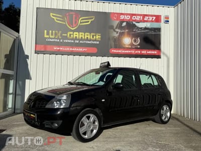Renault Clio 1.2 16V SE Storia