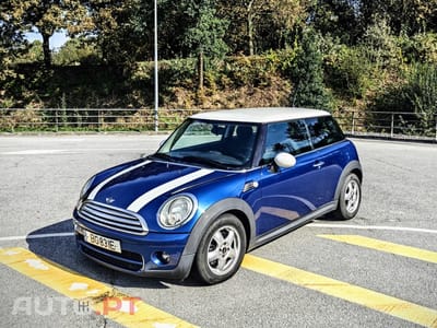MINI Cooper Cooper D